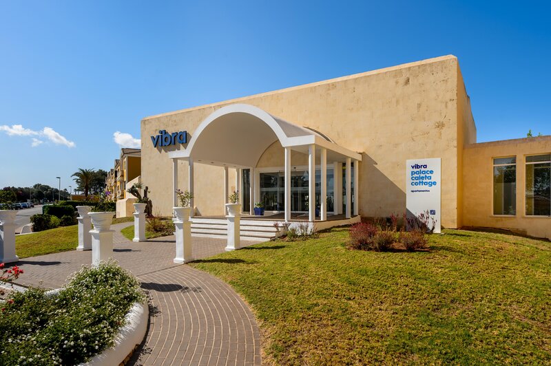 Vacances Menorca Resort - Blanc Palace 8