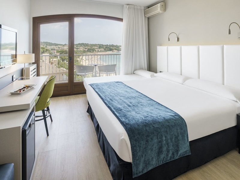 Ilunion Caleta Park 44