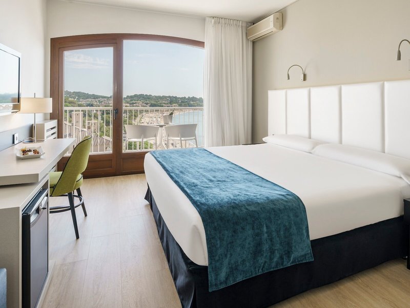 Ilunion Caleta Park 49