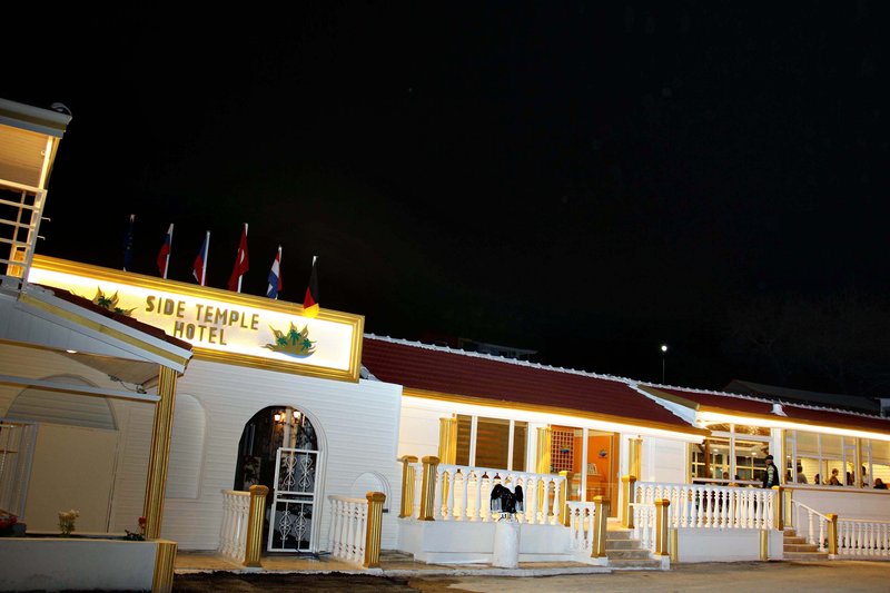Side Temple Hotel 2