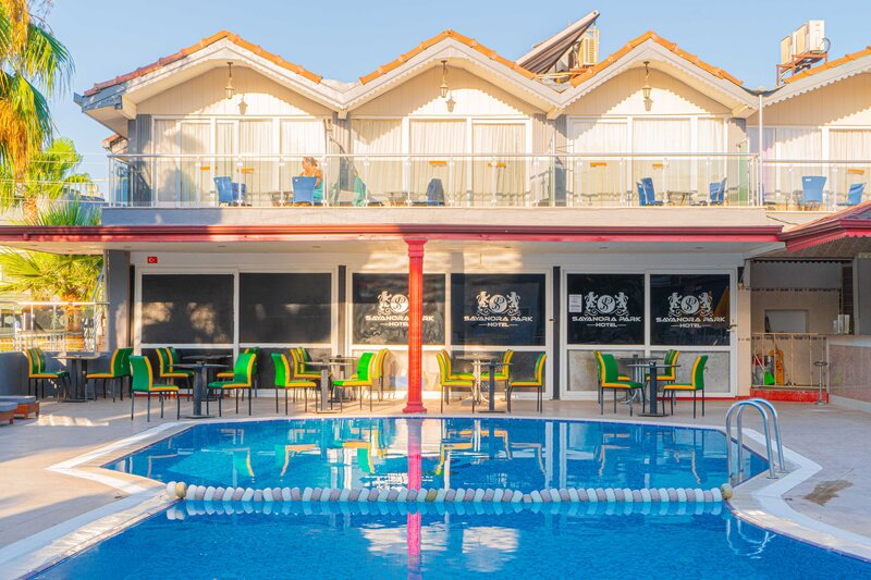 Sayanora Hotel 4