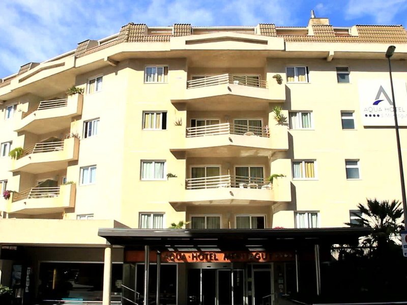 Aqua Hotel Montagut Suites 1