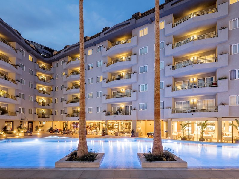 Aqua Hotel Montagut Suites 3