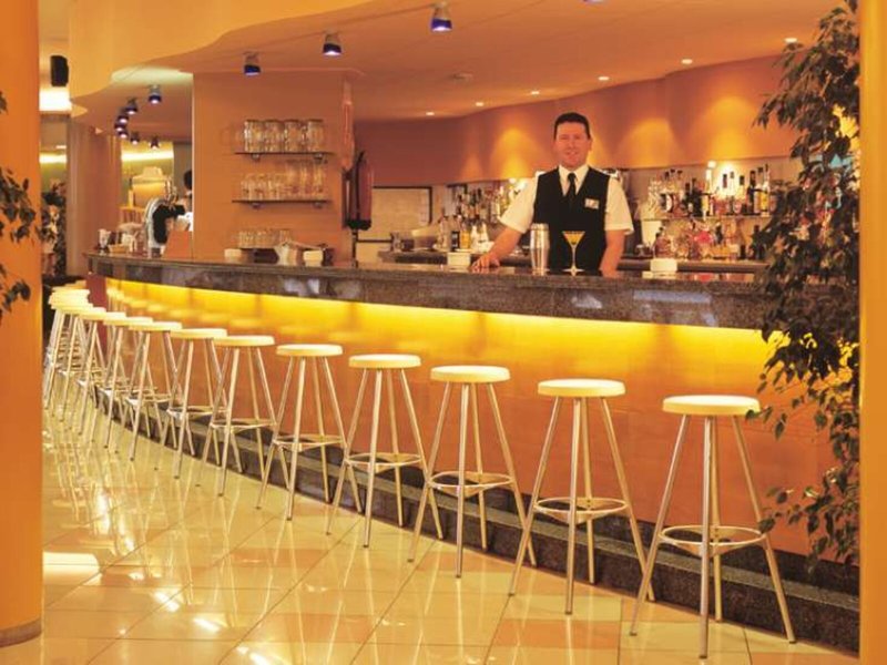 Aqua Hotel Montagut Suites 23