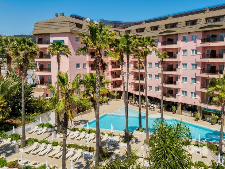 Aqua Hotel Montagut Suites 1