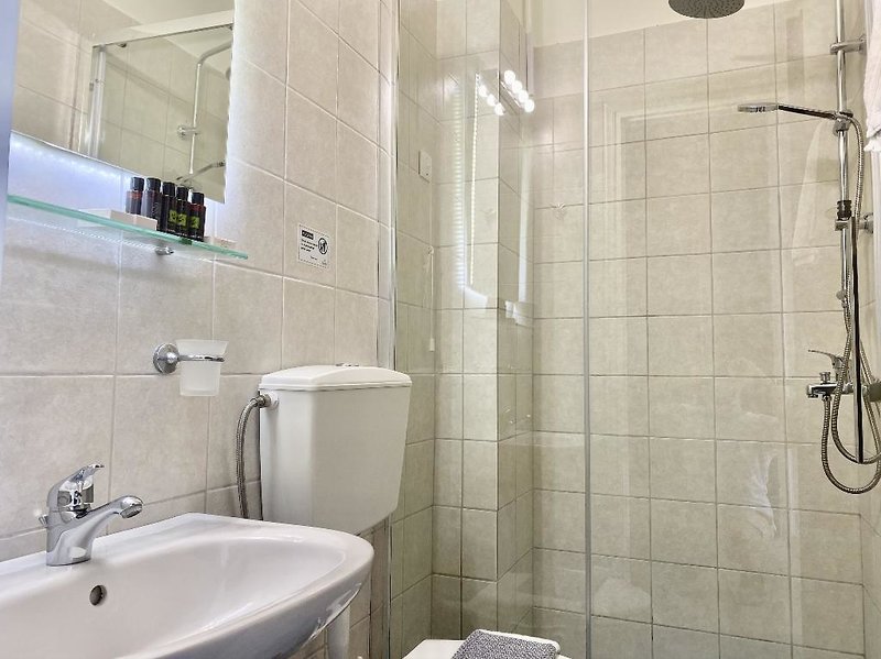 Bruskos 4 - Bathroom Example