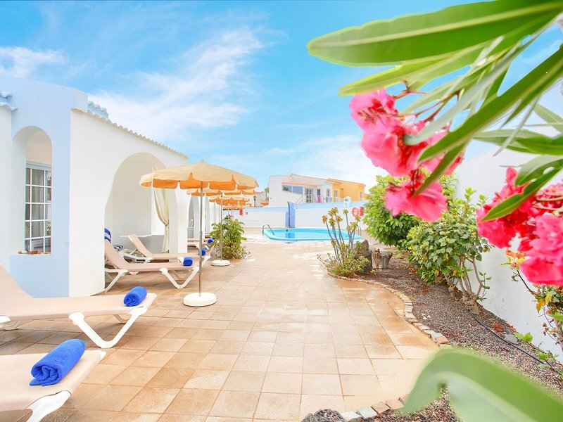 Neptuno Bungalows 1