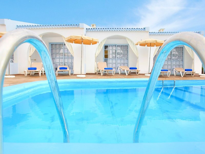 Neptuno Bungalows 5