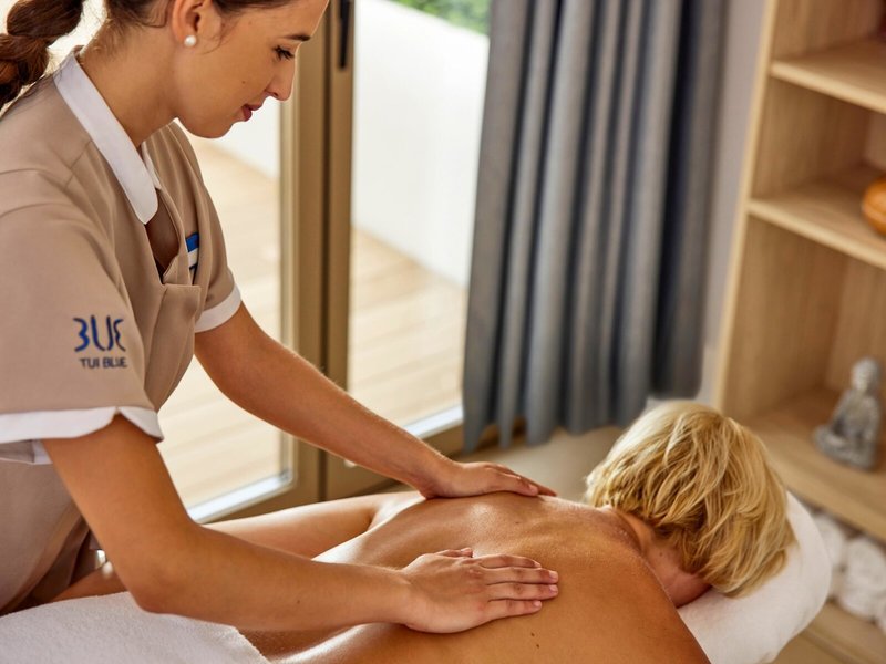 Tui Blue Victoria Menorca 28 - Health & Beauty