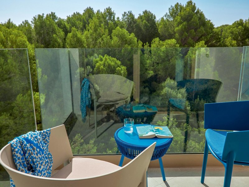 Tui Blue Victoria Menorca 32 - Room Example