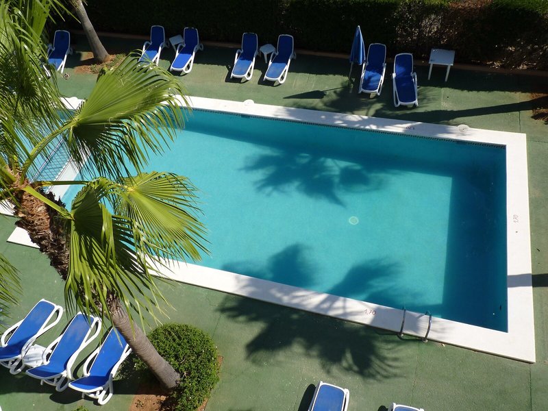 Apartamentos Vista Playa 6 - Outdoor Pool