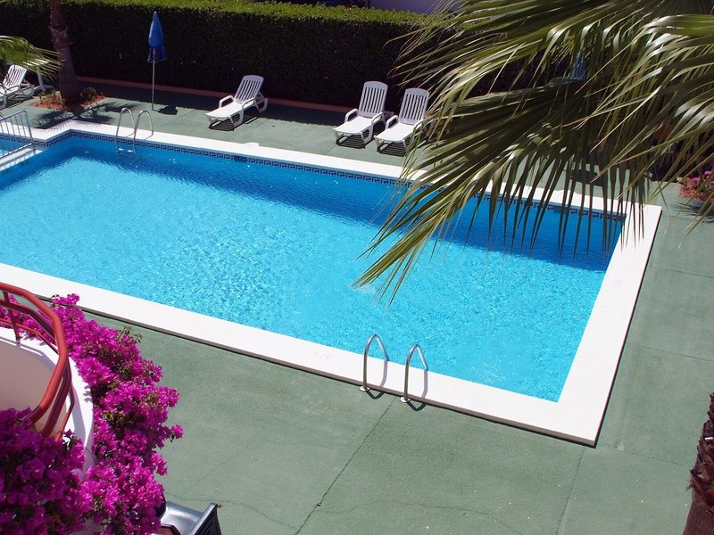Apartamentos Vista Playa 12 - Outdoor Pool