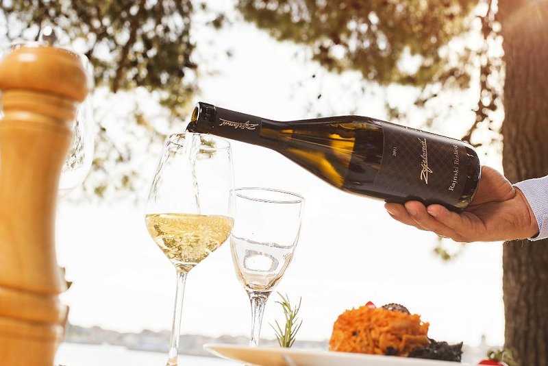 Matilde Beach Resort 5