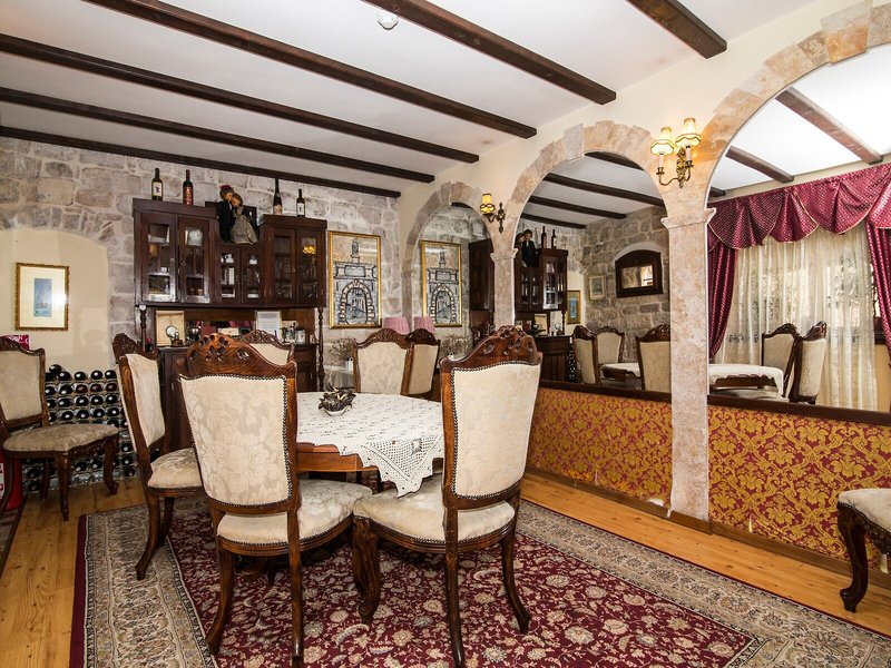 Heritage Hotel Pasike 9