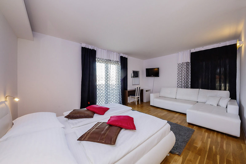 Hotel Sveti Kriz 19