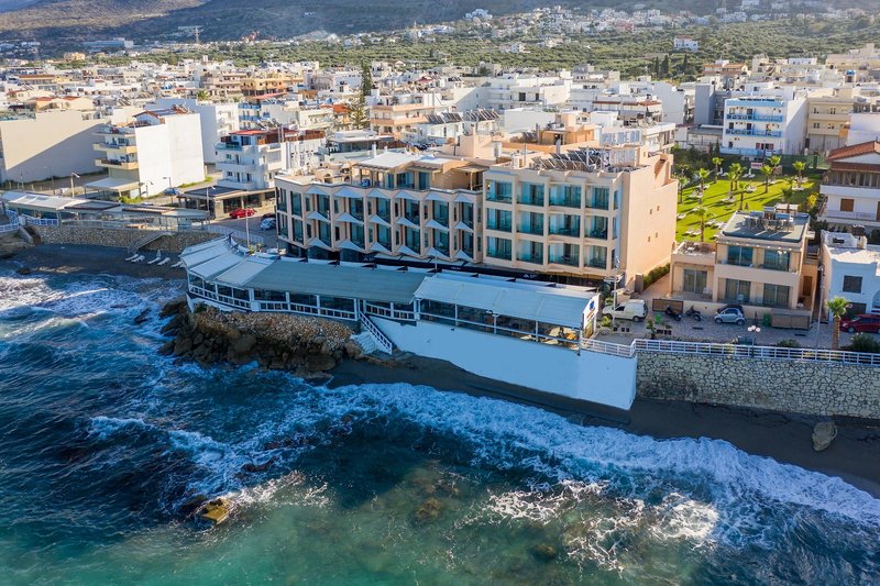 Palmera Beach Hotel & Spa 11