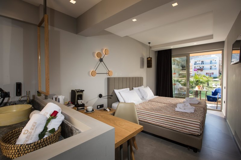 Palmera Beach Hotel & Spa 14