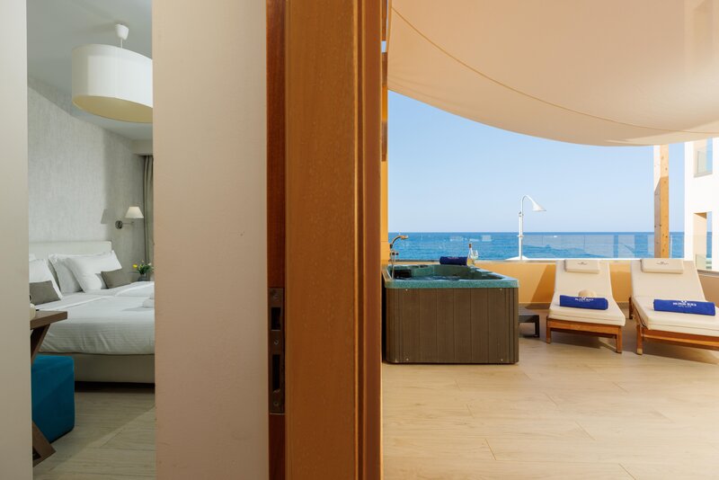 Palmera Beach Hotel & Spa 43