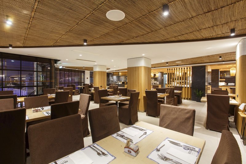Palmera Beach Hotel & Spa 13