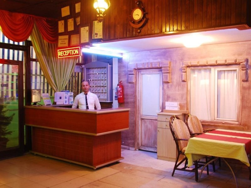 Orient Apartments 13