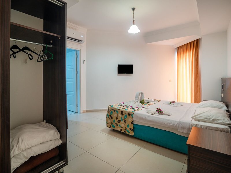 Orient Apartments 32
