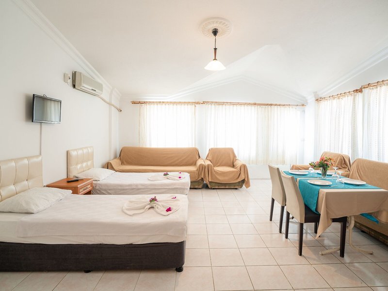 Orient Apartments 34