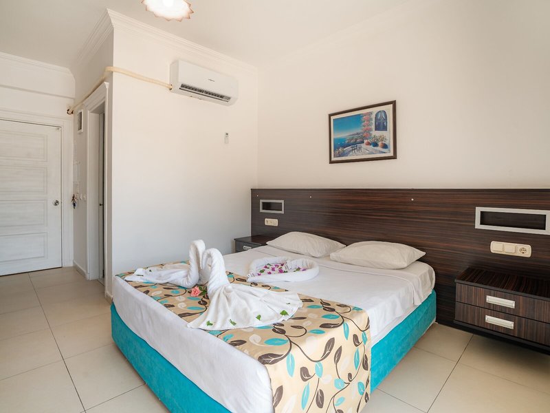 Orient Apartments 35