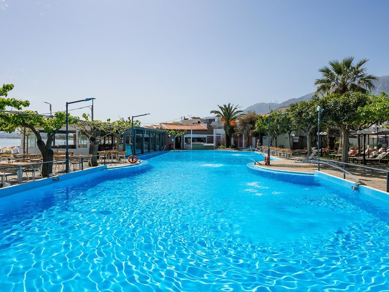 Corissia Beach Hotel 22