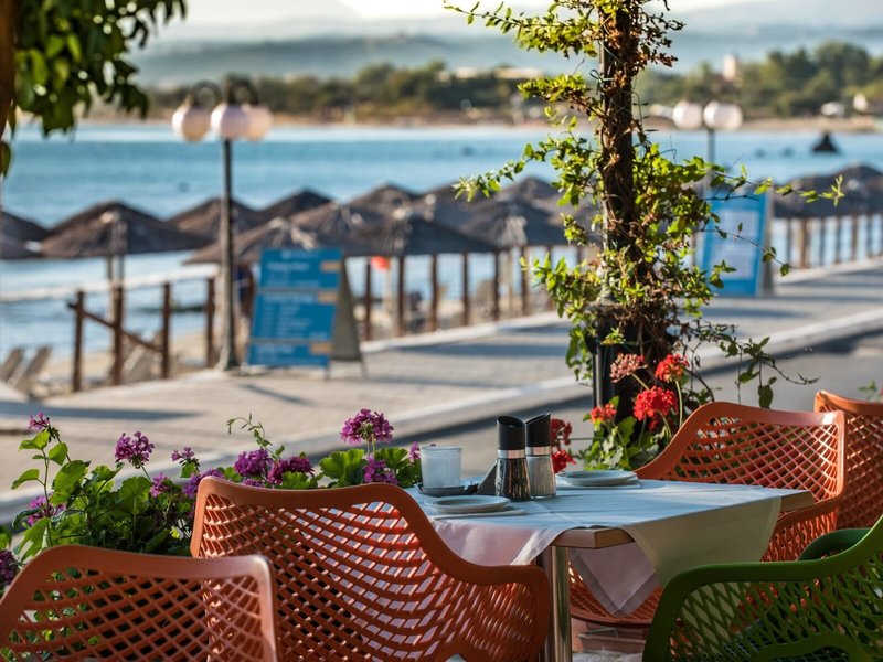 Corissia Beach Hotel 23