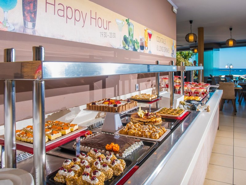 Corissia Beach Hotel 28