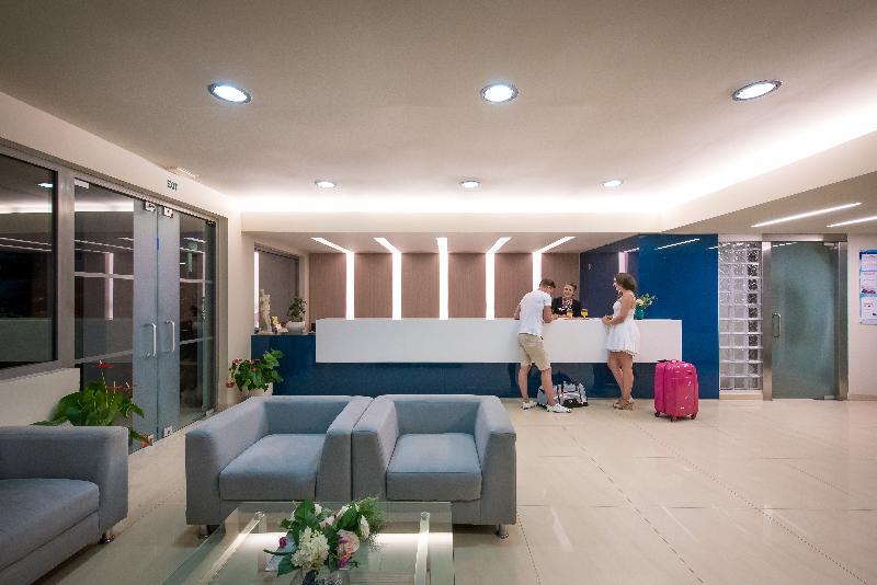 Corissia Beach Hotel 20