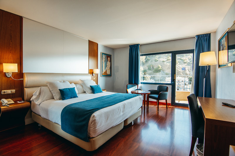 Hotel MS Maestranza 6
