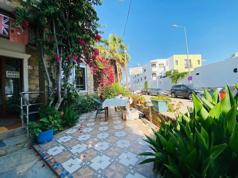 Asterina Hotel 10