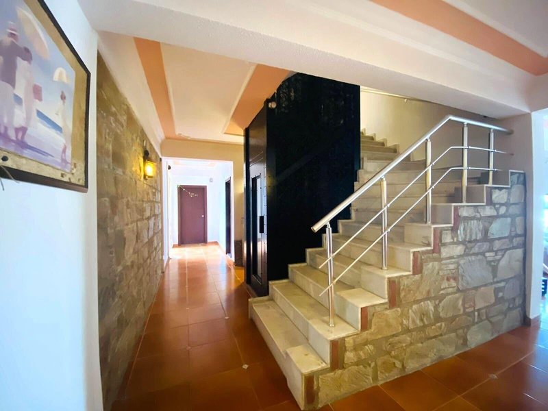 Asterina Hotel 22