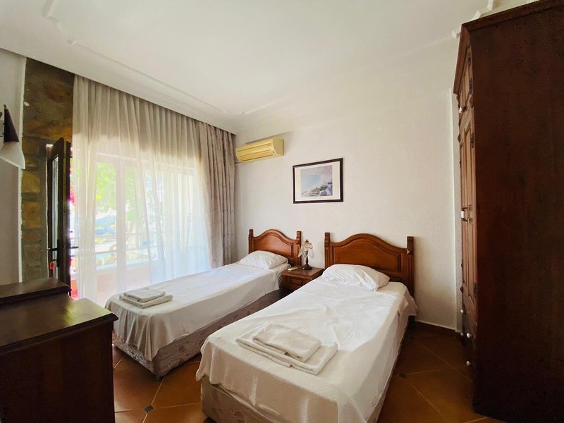Asterina Hotel 26