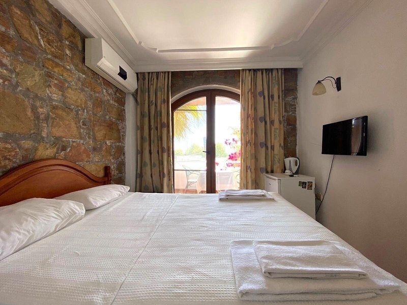 Asterina Hotel 27