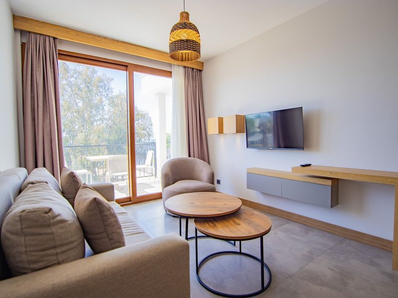 Asterina Hotel 32