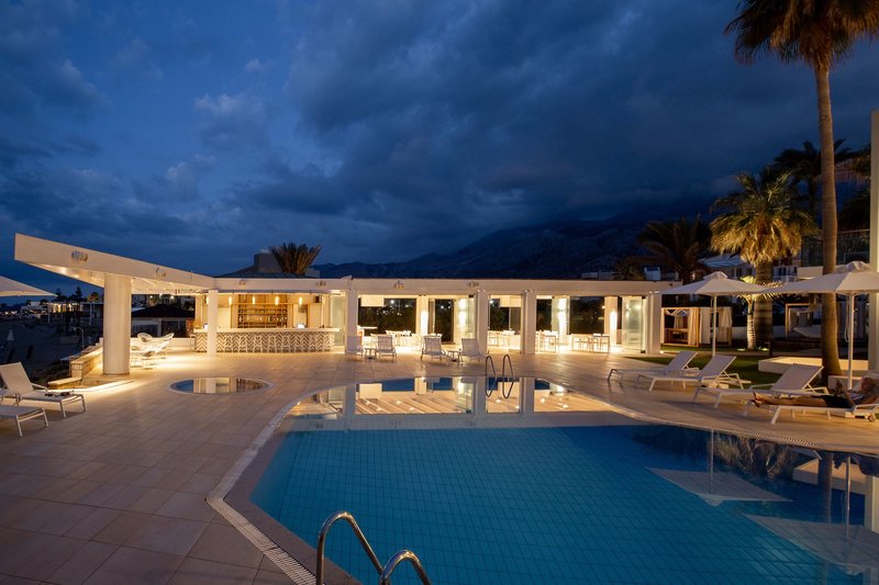 Akrogiali Beach Hotel 11