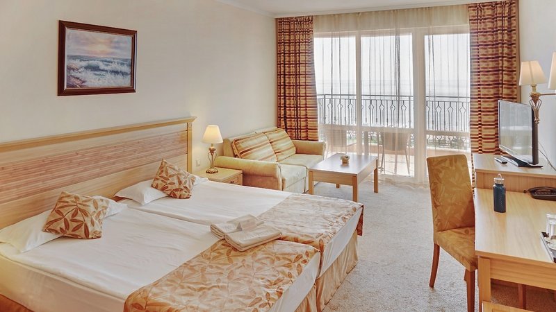 DIT Majestic Beach Resort 2