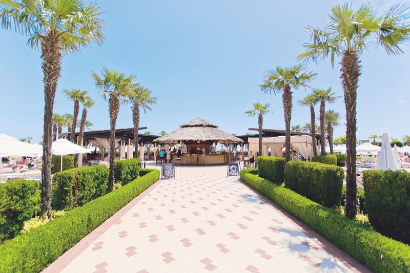 DIT Majestic Beach Resort 5