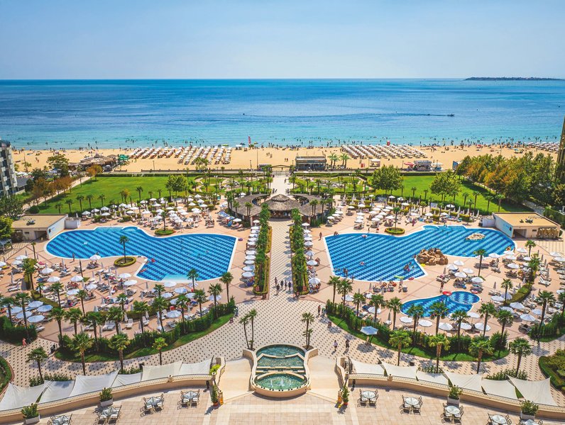 DIT Majestic Beach Resort 11