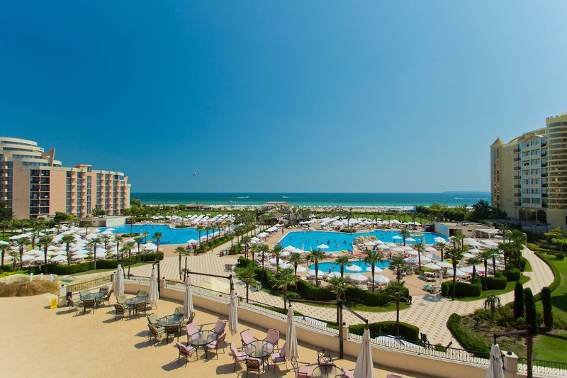 DIT Majestic Beach Resort 16