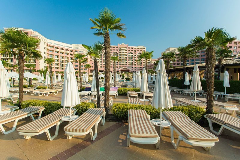 DIT Majestic Beach Resort 18