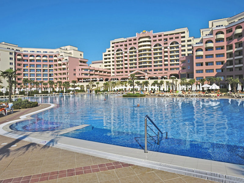 DIT Majestic Beach Resort 1