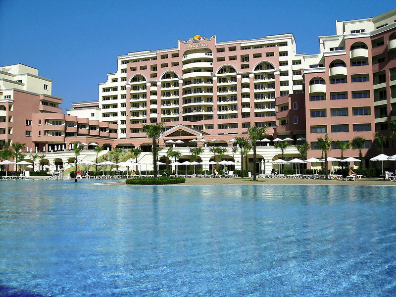 DIT Majestic Beach Resort 3