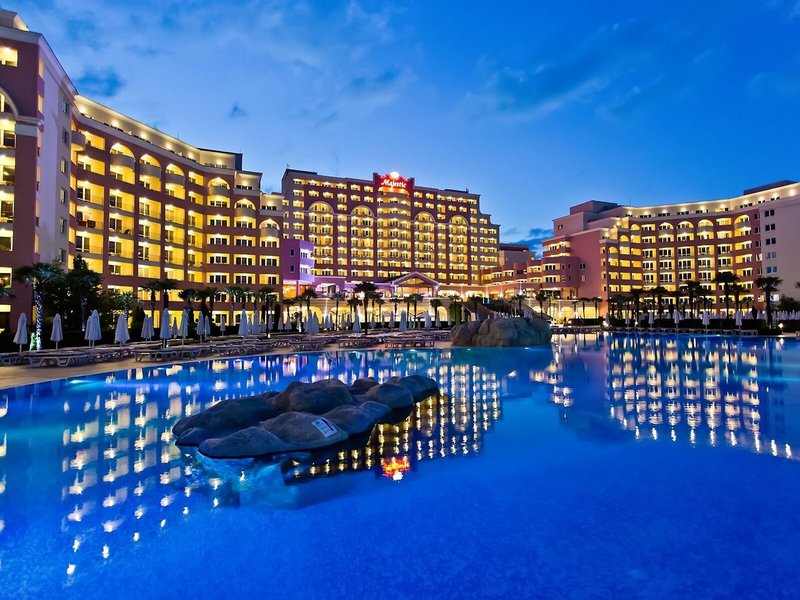 DIT Majestic Beach Resort 7