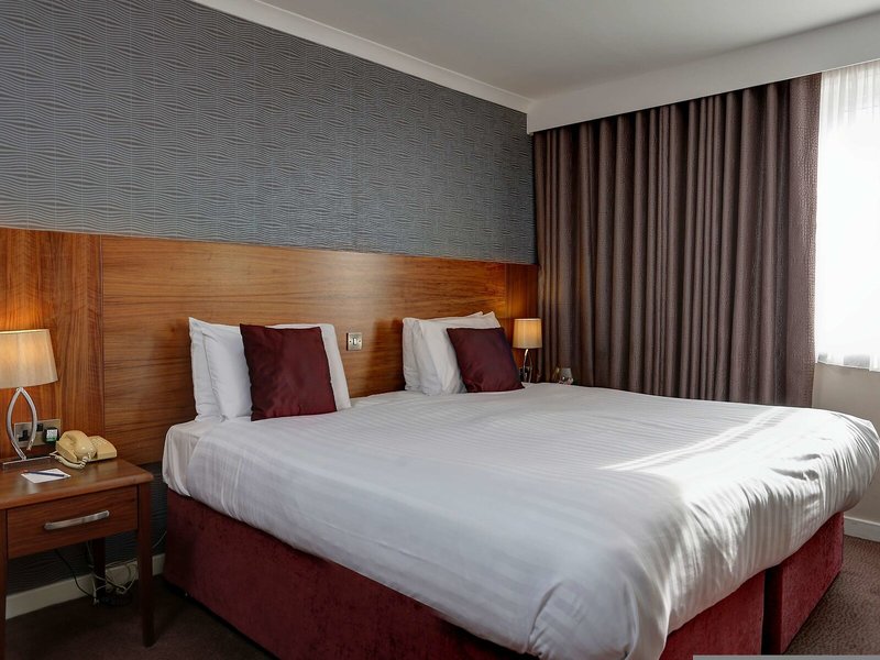 Best Western Kings Manor Hotel 8 - Room Example