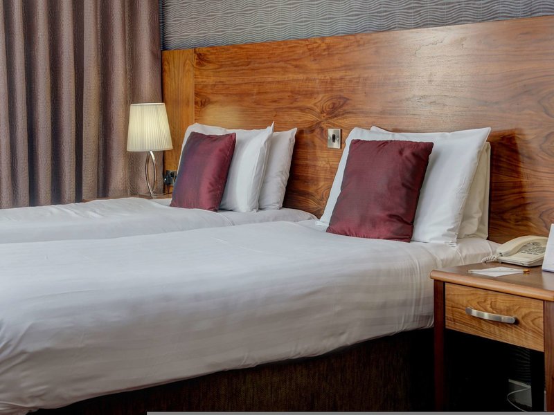 Best Western Kings Manor Hotel 9 - Room Example