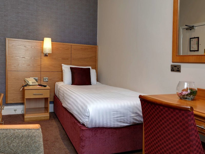 Best Western Kings Manor Hotel 11 - Room Example