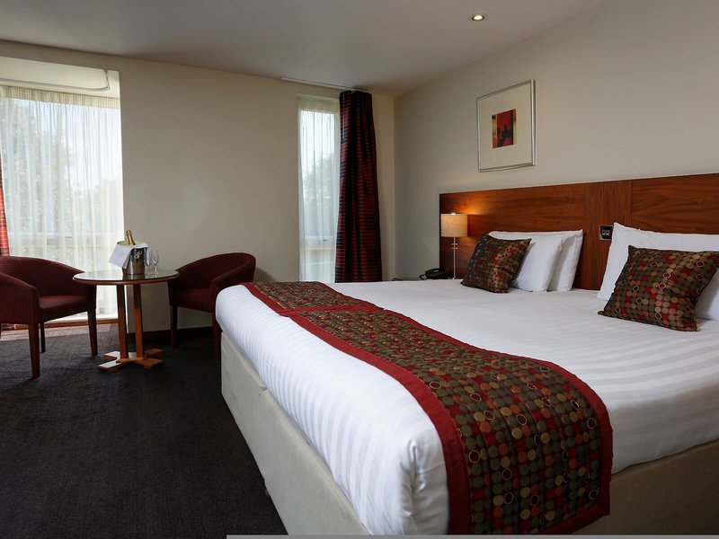 Best Western Kings Manor Hotel 12 - Room Example